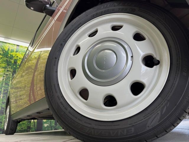 �y����14�C���`�A���~�z�C�[���z�O�ςɃ}�b�`���������A���~�z�C�[���𑕒����Ă���܂��B�e��ЊO�A���~�z�C�[����A�X�^�b�h���X�^�C�����戵�����Ă���܂��B���񂲑��k����������