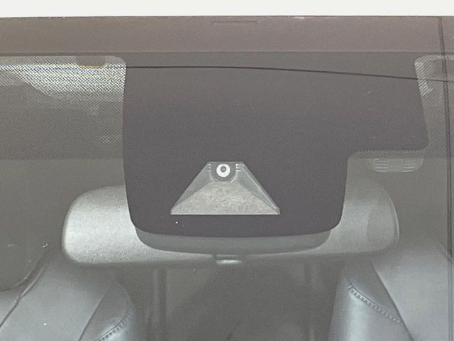 �y�g���^�Z�[�t�e�B�Z���X�z���s���ɑO���̎ԗ�����F�����A�Փ˂������Ȏ��͌x��ƃu���[�L�ŏՓˉ���Ɣ�Q�y�����A�V�X�g�B�����S�Ƀh���C�u�����y���݂��������܂��B