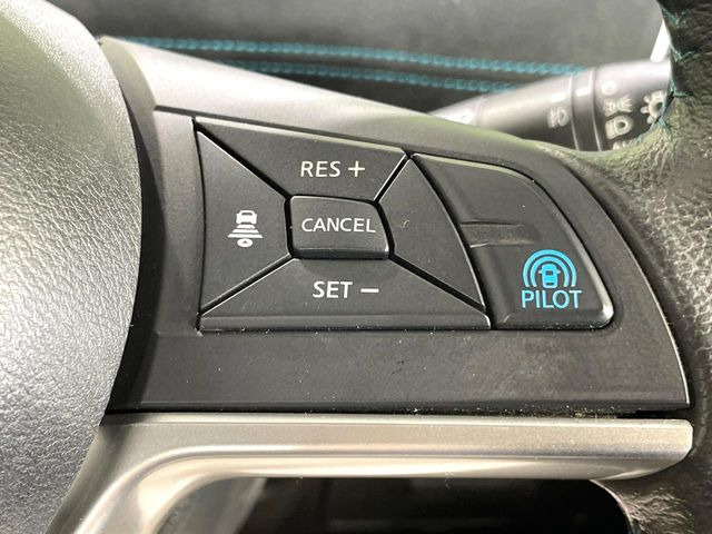 �y�v���p�C���b�g�z�������H�ł̒��������s���y��!!�a�؎��Ə��񑖍s�̃V�[���ŁA�A�N�Z���E�u���[�L�E�X�e�A�����O�������Ő��䂵�A�������^�]�̕��S���y�����Ă���܂���