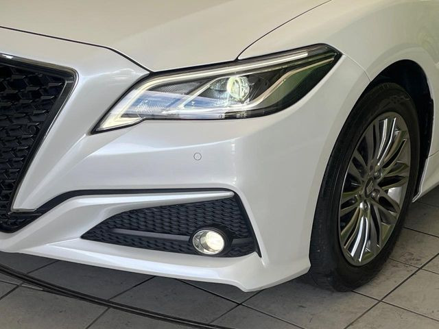 �yLED�w�b�h���C�g�z���V����ԑ��s�����ǍD�Ȏ��E���m�ۂ����S���ĉ^�]�ł��鍂�P�xLED�w�b�h���C�g�𑕔�!�_�����x�������A����d�͂��}�����Ă��܂��B