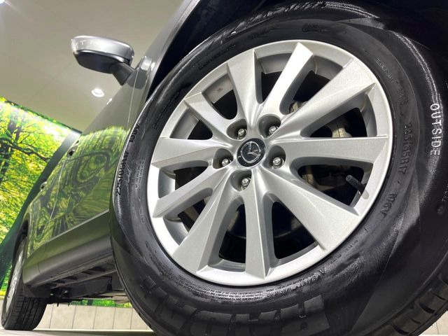 �y����17�C���`�A���~�z�C�[���z�O�ςɃ}�b�`���������A���~�z�C�[���𑕒����Ă���܂��B�e��ЊO�A���~�z�C�[����A�X�^�b�h���X�^�C�����戵�����Ă���܂��B���񂲑��k����������