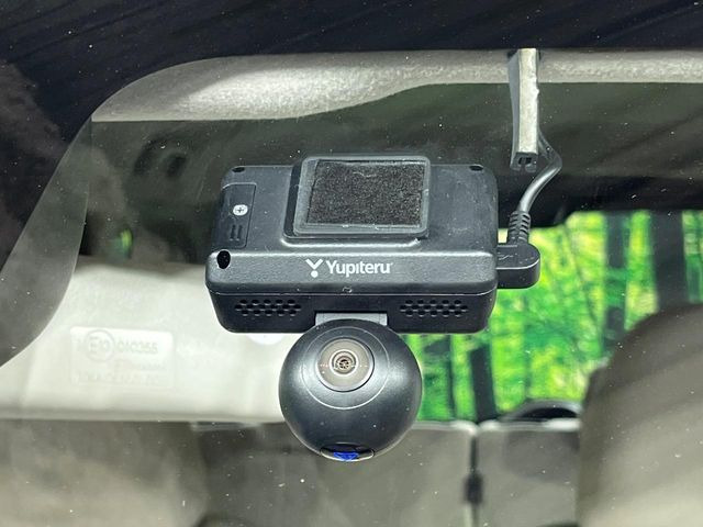 �y�h���C�u���R�[�_�[�z���S�E���S�ȃJ�[���C�t�ɕK�{�̃h���C�u���R�[�_�[�𑕔�!���s���͂������A������^�]�⎖�̂ɑ��������ۂ̏󋵂��f���ŋL�^���A����̃��X�N�ɔ����܂��B