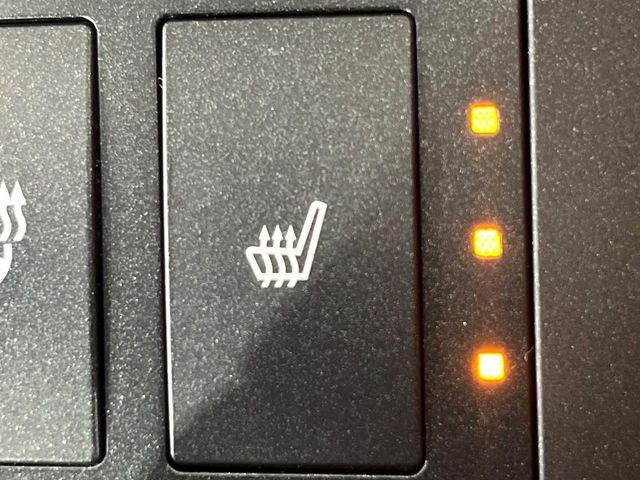 �y�V�[�g�q�[�^�[�z�������ɏd�󂷂�V�[�g�q�[�^�[!�G�A�R����葁�����܂��Ă����̂Ŋ�����̐l�����S�ł��ˁ�G�A�R���̉����͊������邩����A�Ƃ������ɂ����������߂ł��B