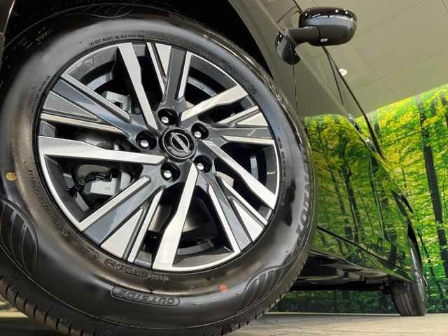 �y����16�C���`�A���~�z�C�[���z�O�ςɃ}�b�`���������A���~�z�C�[���𑕒����Ă���܂��B�e��ЊO�A���~�z�C�[����A�X�^�b�h���X�^�C�����戵�����Ă���܂��B���񂲑��k����������