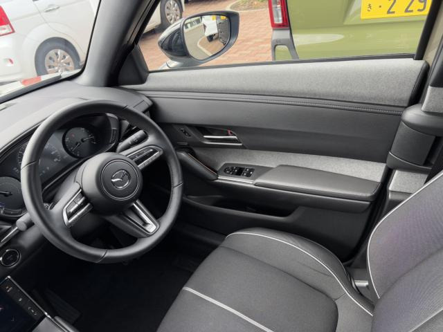 MX-30ロータリーEVナチュラル モノトーン