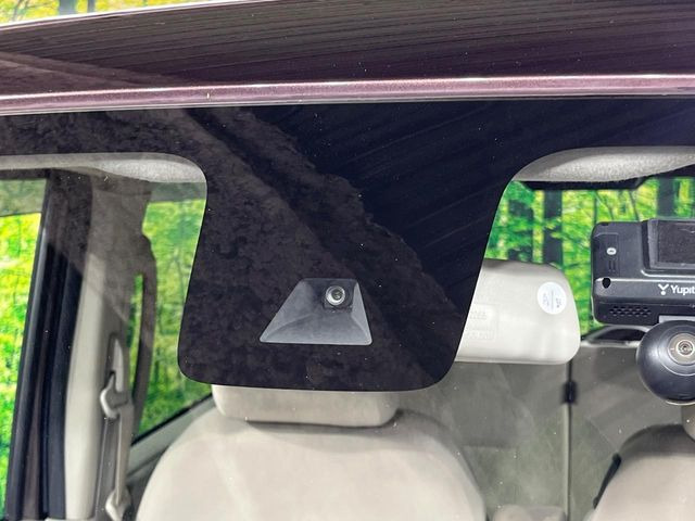 �y�O�He-Assist�z���s���ɑO���̎ԗ�����F�����A�Փ˂������Ȏ��͌x��ƃu���[�L�ŏՓˉ���Ɣ�Q�y�����A�V�X�g�B�����S�Ƀh���C�u�����y���݂��������܂��B