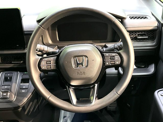 �y�����v�����X�e�A�����O�z�㎿�Ȋv���g�p���邱�ƂŁA��ɂ����������݂ƂĂ��^�]���₷���n���h���ł���