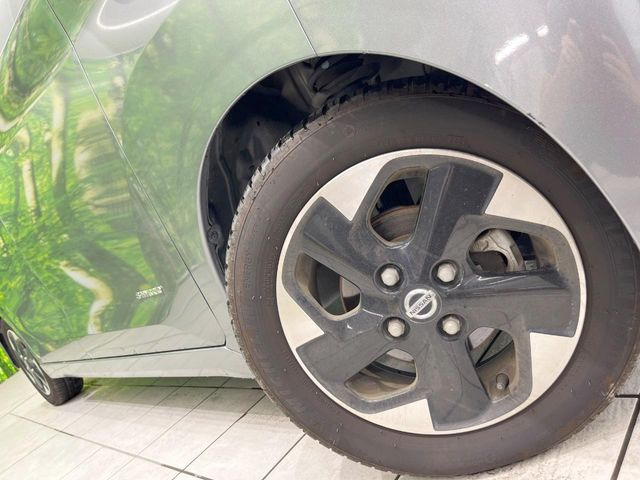 �y����14�C���`�A���~�z�C�[���z�O�ςɃ}�b�`���������A���~�z�C�[���𑕒����Ă���܂��B�e��ЊO�A���~�z�C�[����A�X�^�b�h���X�^�C�����戵�����Ă���܂��B���񂲑��k����������