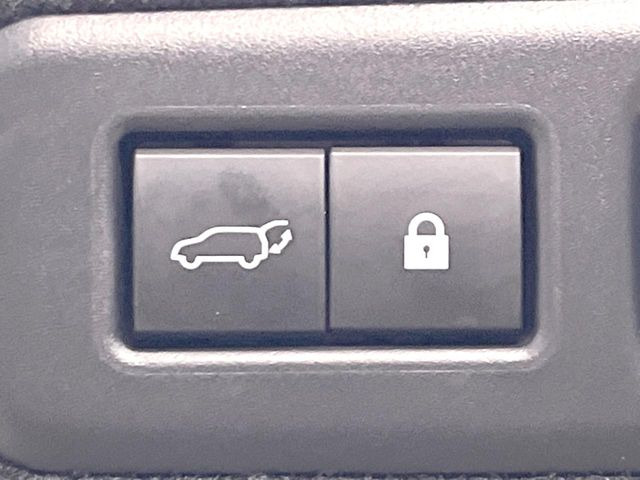 �y�p���[�o�b�N�h�A�z�X�}�[�g�L�[��^�]�Ȃ̃{�^�������������Ń��A�Q�[�g�������ŊJ���܂�!�ו��������Ă��鎞��A�����ʒu�ɂ���o�b�N�h�A��߂�ۂɕ֗��ȋ@�\�ł���