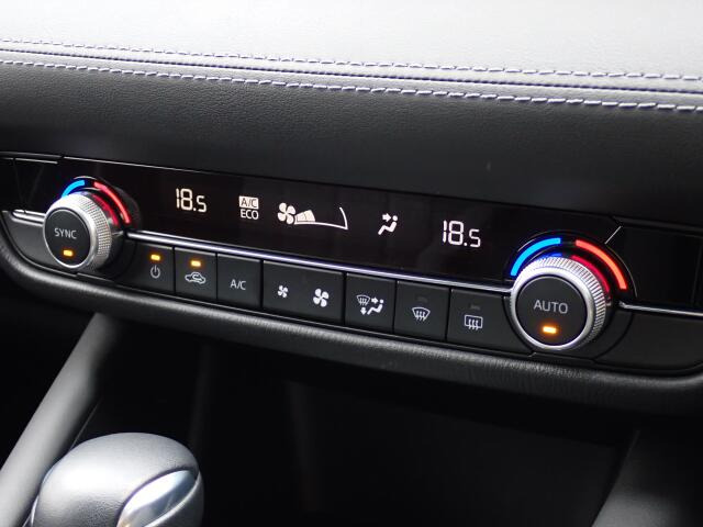 ���I�[�g�G�A�R������(^^�􁚎����������y�X!���K�Ȏ�����f���������\�ł��B����p�l����X�C�b�`���㎿�ő��쐫���ǍD�ł��B