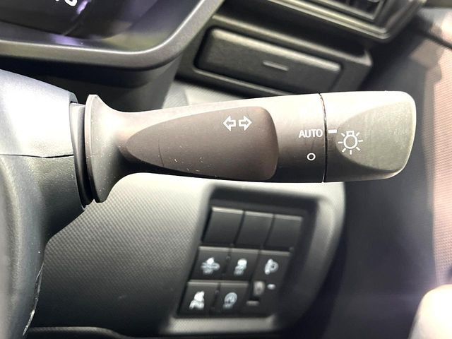 �y�I�[�g���C�g�z����̖��邳�ɉ����Ď����Ńw�b�h���C�g�̓_���E�������ł���@�\�ł�!���C�g�̕t���Y��E�����Y��Ȃǂ������Ȃ�A�J�̓���[���̑��s�����S!�g���l���ʉߎ����֗��ł��ˁ�