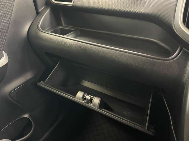 �S�ԃN���[�j���O�ς�!�ڗ����A����A�ւ���ȂǂȂ��R���f�B�V�����ǍD�ł�!!