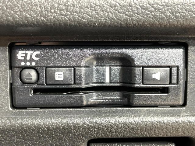 【ETC】高速道路の料金所をストレスなく通過!話題のスポットやサービスエリアに多い「スマートIC」利用時は必須のアイテムです。当店でセットアップを実施、ご納車当日からすぐにご利用いただけます!