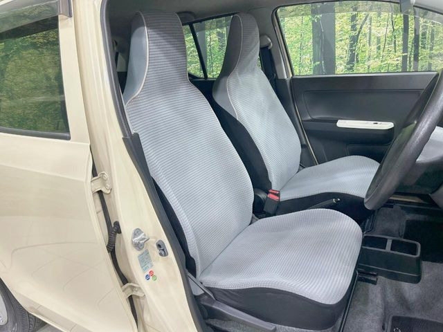 �^�]�ȃV�[�g���͎g�p�������Ȃ��A�ǍD�ȏ�ԂƂȂ��Ă��܂��B���J�Ɏg���Ă������Ƃ��悭�킩��܂��ˁB