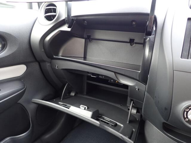 �傫�ȎC������Ȃ���ԗǍD�ł���