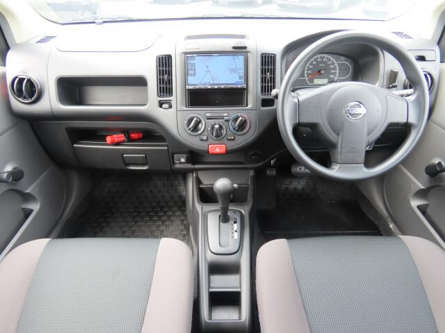 ���O���̐��|�E�K���X�n�{�f�B�R�[�e�B���O��CAR�N���[�j���O���Ǝ҂��{�H�������܂��̂ő�ϐ����B�I���b�N�X�����Ԃł݂͂Ȃ��܂ɉ��K�ȃh���C�u�����񑩁B