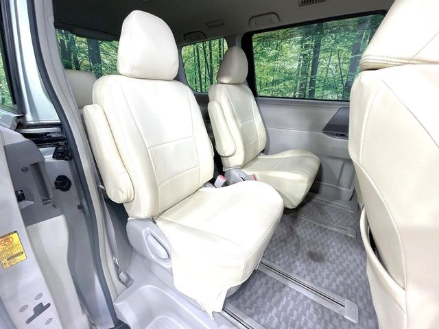 ���ڒ����̓E�H�[�N�X���[�ƂȂ��Ă���܂��B���ڂƎO��ڂ̈ړ�����~�肪�Ƃ��Ă��y�ɂȂ�̂ŁA���~��̍ۂ��X�g���X�������邱�Ƃ͂���܂����