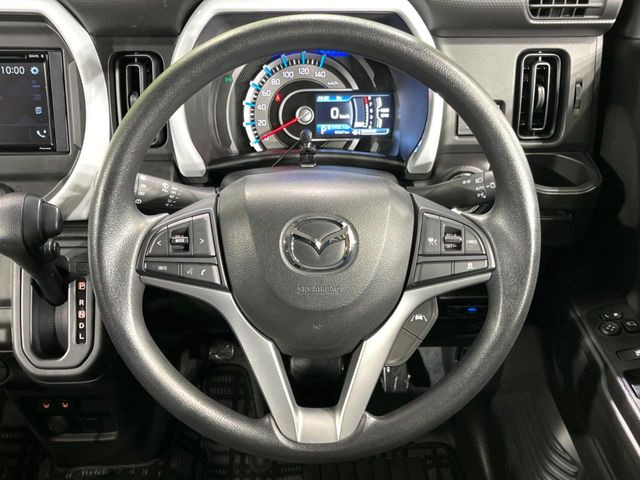 【ステアリングスイッチ】運転中、前方から目線をそらすことなく、オーディオ等の操作が可能な便利機能!安心&快適なドライブを演出してくれます♪