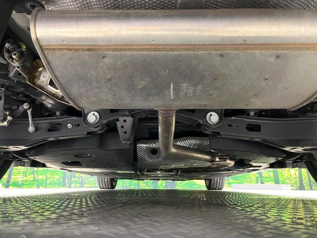 下回りがきれいなうちに、防錆加工の施工がオススメ。降雪地域はもちろん、沿岸部にお住いの方や、趣味でマリン・ウィンタースポーツをされる方にご好評いただいております。