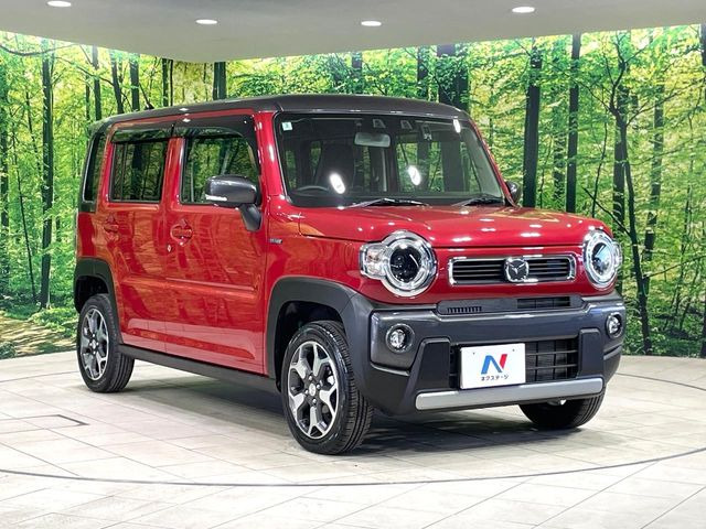 高透明度のガラス皮膜で撥水はもちろん、上質なツヤ・光沢を実現。紫外線や酸性雨から大切な愛車を保護し、色あせ・劣化を防止。「弾スプラッシュコート」、「弾プリミッサコート」からお選びいただけます。