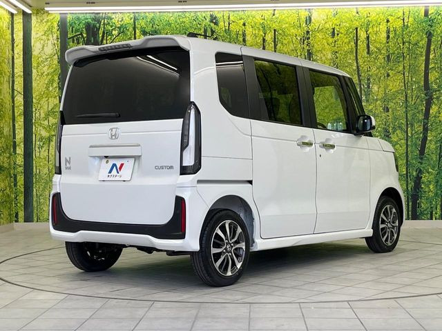 ☆全国のネクステージからお取り寄せが可能※!遠方の店舗に展示してあるクルマが気になる場合も、最寄りの店舗でご覧いただくことが可能です!是非私たちに要望をお聞かせください!※別途費用