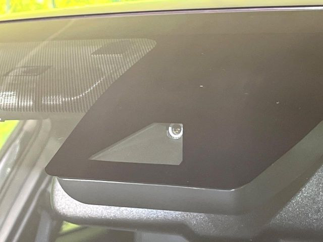 �y�g���^�Z�[�t�e�B�Z���X�z���s���ɑO���̎ԗ�����F�����A�Փ˂������Ȏ��͌x��ƃu���[�L�ŏՓˉ���Ɣ�Q�y�����A�V�X�g�B�����S�Ƀh���C�u�����y���݂��������܂��B