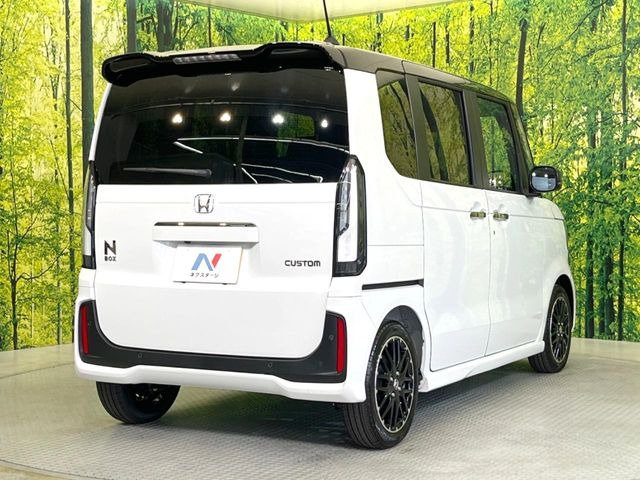 ☆全国のネクステージからお取り寄せが可能※!遠方の店舗に展示してあるクルマが気になる場合も、最寄りの店舗でご覧いただくことが可能です!是非私たちに要望をお聞かせください!※別途費用