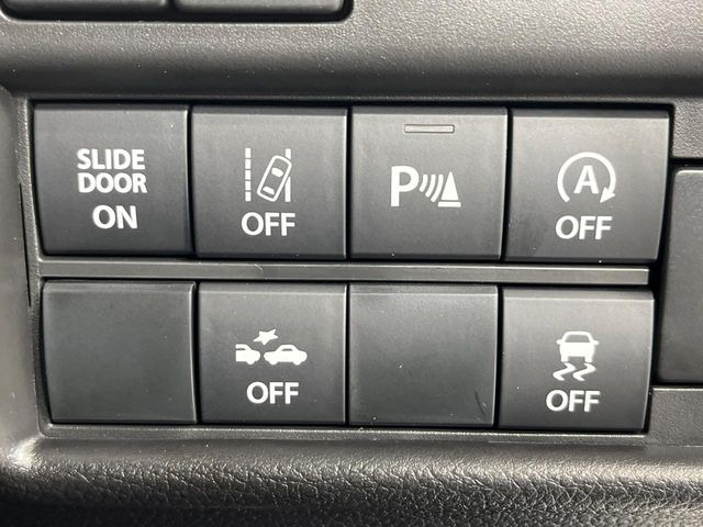 【スズキ セーフティサポート】走行中に前方の車両等を認識し、衝突しそうな時は警報とブレーキで衝突回避と被害軽減をアシスト。より安全にドライブをお楽しみいただけます。