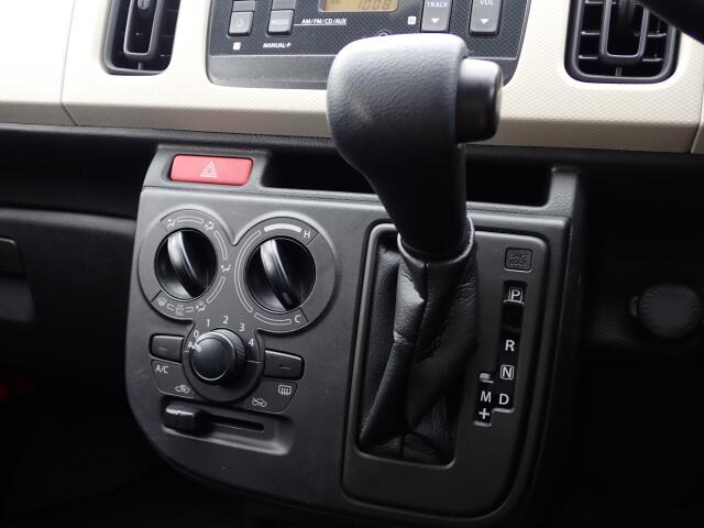 �傫�ȎC����Ȃ���ԗǍD�ł��B