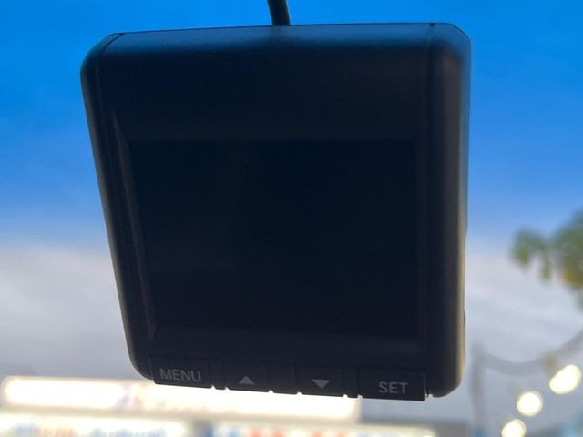 �y�h���C�u���R�[�_�[�z���S�E���S�ȃJ�[���C�t�ɕK�{�̃h���C�u���R�[�_�[�𑕔�!���s���͂������A������^�]�⎖�̂ɑ��������ۂ̏󋵂��f���ŋL�^���A����̃��X�N�ɔ����܂��B