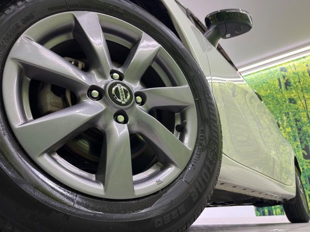 �y����15�C���`�A���~�z�C�[���z�O�ςɃ}�b�`���������A���~�z�C�[���𑕒����Ă���܂��B�e��ЊO�A���~�z�C�[����A�X�^�b�h���X�^�C�����戵�����Ă���܂��B���񂲑��k����������