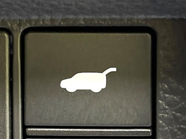 �y�p���[�o�b�N�h�A�z�X�}�[�g�L�[��^�]�Ȃ̃{�^�������������Ń��A�Q�[�g�������ŊJ���܂�!�ו��������Ă��鎞��A�����ʒu�ɂ���o�b�N�h�A��߂�ۂɕ֗��ȋ@�\�ł���