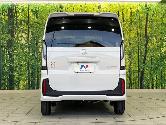 安心の最長10年・走行無制限保証(有償)をご用意。保証内容も充実はもちろん、無料点検&オイル交換や、年中無休の全国・24時間ロードサービスも付帯されておりますのでご安心下さい。