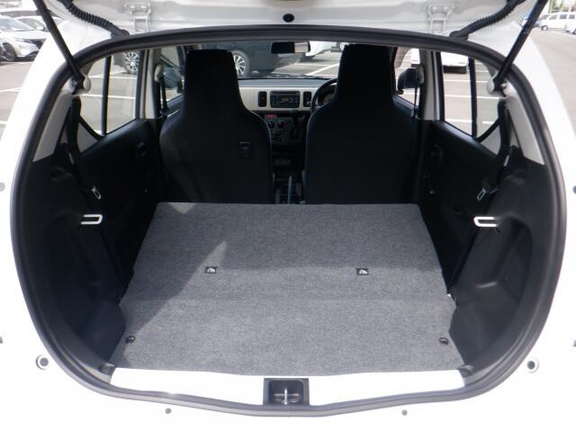 ���Еۏ؂ł͔[�ԓ����瑖�s�����������ŁA���Օi�������S�Ă̕��i��1�N�ԕۏ؂��܂��B(�����ԗ��Ɋւ��ĉˑ����u�͕ۏؑΏۊO�ƂȂ�܂�)(�O���Y�Ԃ͋���5,000km�܂Ŕ��N��)