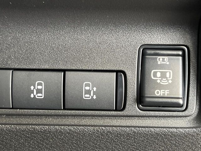 �y�����p���[�X���C�h�h�A�z�X�}�[�g�L�[��^�]�Ȃ̃X�C�b�`�Ō�ȗ����X���C�h�h�A�̊J���\���d��������͂����ăh�A���J����K�v�������A�����Ȃ��q�l�ł��ȒP�ɊJ���߂ł����K�ł���