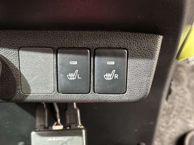 お車の販売だけではなく、お車の買い取りだけもさせていただいております!