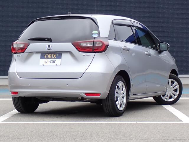 �I���b�N�X�F�蒆�ÎԂ͌��I�����㎿�Ȏ��q�݂̂����͂��v���܂��B�S�ԂɃv���̐E�l�ɂ��O�ꂵ�����O���̐��|�A�����グ�A�R�[�e�B���O�������{���Ă���܂��B