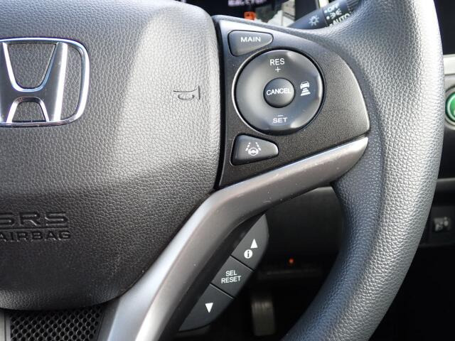 �y�N���[�Y�R���g���[���z�������H�ł̒��������s���y�Ɂ�A�N�Z���y�_���𓥂܂��Ɏԑ������ɕۂ��Ƃ��\�ł��B�O���̎ԗ������m���ĎԊԂ�ۂ悤�ɑ��x���߂��Ă���܂�!!