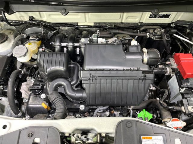 親切・丁寧な専門メカニックスタッフが応対!・車検・点検整備・事故等の修理などアフターサービスも安心。お車のカスタマイズもネクステージのサービススタッフまでご相談ください!