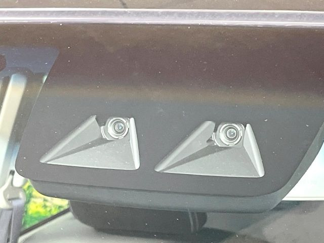 �y�X�}�[�g�A�V�X�g�z���s���ɑO���̎ԗ�����F�����A�Փ˂������Ȏ��͌x��ƃu���[�L�ŏՓˉ���Ɣ�Q�y�����A�V�X�g�B�����S�Ƀh���C�u�����y���݂��������܂��B