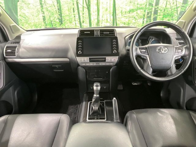 グループ総在庫数約30,000台!!全国の系列店からメーカー・車種問わずご紹介出来るので、あなたにピッタリのお車が見つかるはずです♪まずはお問い合わせ下さい☆