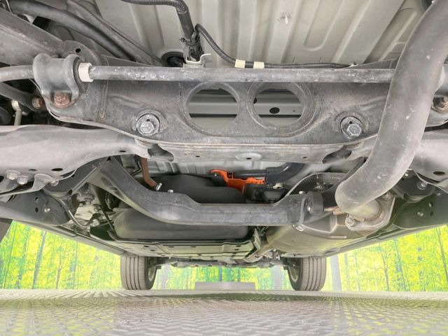 下回りがきれいなうちに、防錆加工の施工がオススメ。降雪地域はもちろん、沿岸部にお住いの方や、趣味でマリン・ウィンタースポーツをされる方にご好評いただいております。