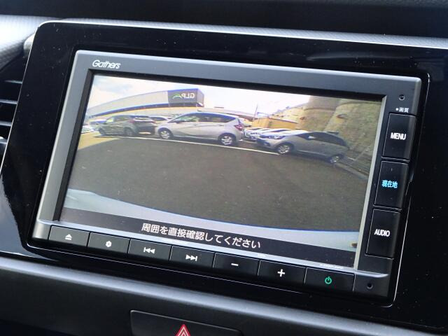 �o�b�N�J����������!