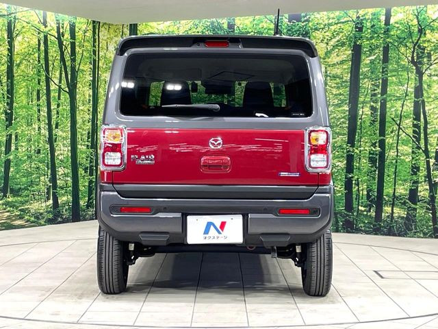 安心の最長10年・走行無制限保証(有償)をご用意。保証内容も充実はもちろん、無料点検&オイル交換や、年中無休の全国・24時間ロードサービスも付帯されておりますのでご安心下さい。