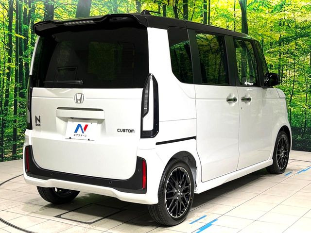 ☆全国のネクステージからお取り寄せが可能※!遠方の店舗に展示してあるクルマが気になる場合も、最寄りの店舗でご覧いただくことが可能です!是非私たちに要望をお聞かせください!※別途費用