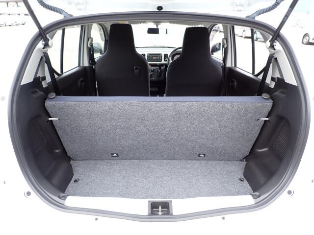 �I���b�N�X�F�蒆�ÎԂ͌��I�����㎿�Ȏ��q�݂̂����͂��v���܂��B�S�ԂɃv���̐E�l�ɂ��O�ꂵ�����O���̐��|�A�����グ�A�R�[�e�B���O�������{���Ă���܂��B