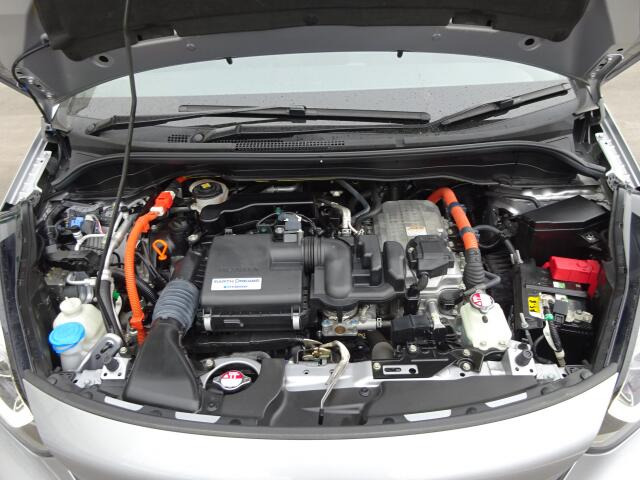 �G���W�����[�������ꂢ�ł���B�@�֋@�\�n���ǍD�ł��B�[�ԑO�ɓ_���������s���܂��B�G���W���I�C���E�I�C���t�B���^�[�E�G�A�R���t�B���^�[�E���C�p�[�S���͕K�������v���܂�