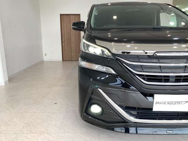 ��ԑ��s��R�����s�ł����E�ǍD��LED�w�b�h���C�g�t��!