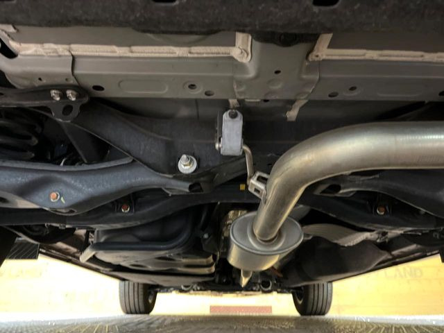 下回りがきれいなうちに、防錆加工の施工がオススメ。降雪地域はもちろん、沿岸部にお住いの方や、趣味でマリン・ウィンタースポーツをされる方にご好評いただいております。