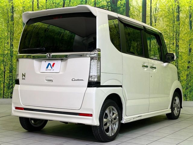 ☆全国のネクステージからお取り寄せが可能※!遠方の店舗に展示してあるクルマが気になる場合も、最寄りの店舗でご覧いただくことが可能です!是非私たちに要望をお聞かせください!※別途費用